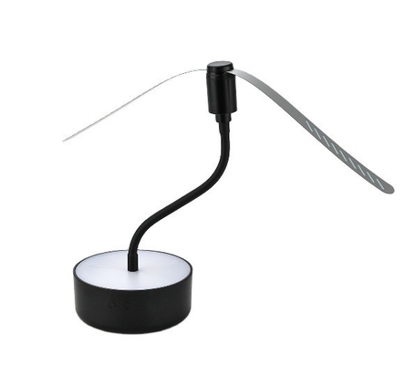 良い価格 3.7V ストレージ ポータブル テーブル フーグ 消し去り扇風機 フーグを遠ざける 柔らかい刃 バーベキューパーティー オンライン